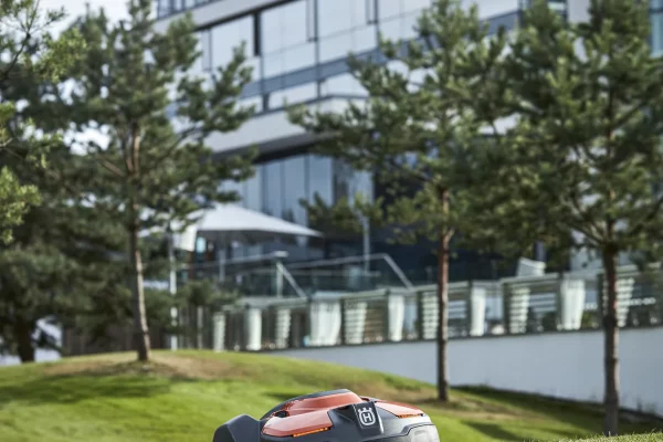 Husqvarna Automower 550 EPOS Proffesionel med Reference station - Image 4